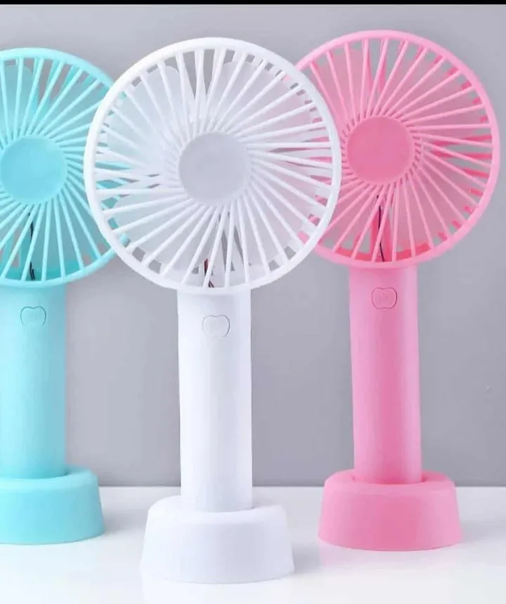 Ventilateur de poche avec support de téléphone portable