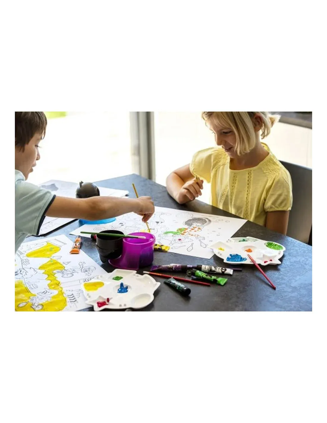 couache poster paint témpera