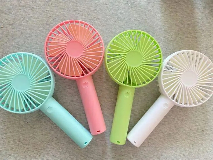 Ventilateur de poche avec support de téléphone portable